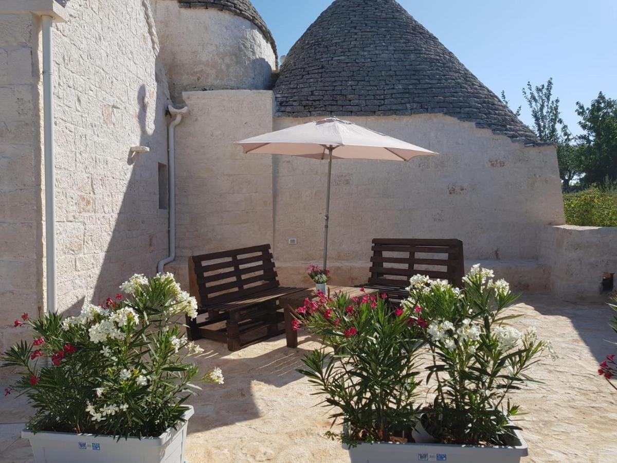Gasthaus Trulli Stett Cisternino Exterior foto